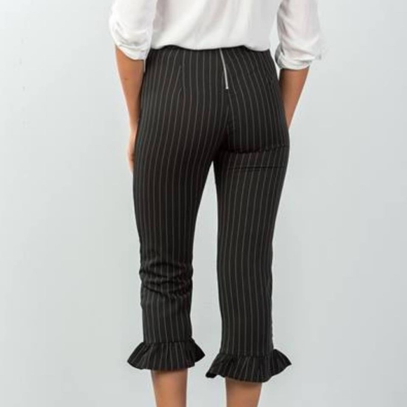 PINSTRIPE HIGH WAIST RUFFLE CROP PANTS - Picture 4 of 6